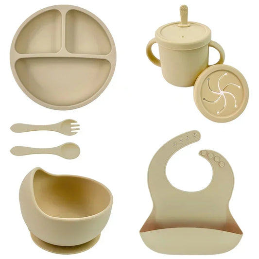 Set 7 pcs assiettes et couverts en silicone